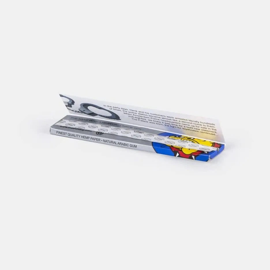 Original silver rolling papers The Bulldog King Size